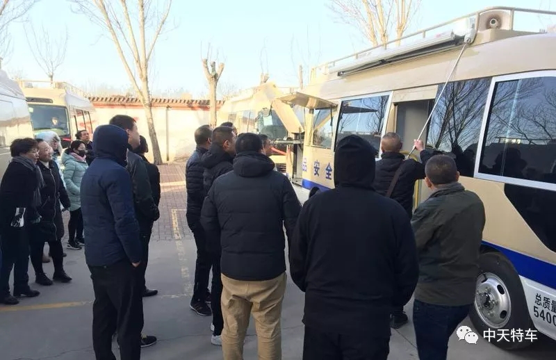 1545977651891098.jpg 640.webp (5).jpg